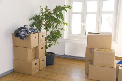 Furniture and packing support for a home relocation in Finsbury